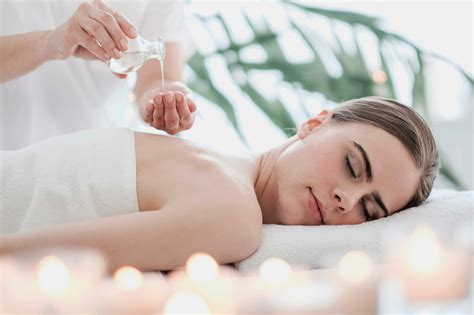 Massage sensuel complet du corps Massage sexuel Genève